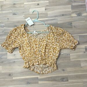 NWT Weekend Los Angeles Floral Peplum Crop Top Blouse SIZE SMALL